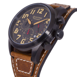 Chronographe homme, boîte acier noir, bracelet cuir et verre minéral