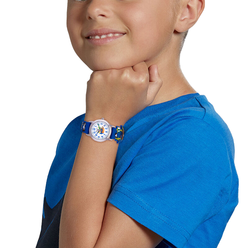 Montre, boîte acier, bracelet silicone, verre minéral, kids