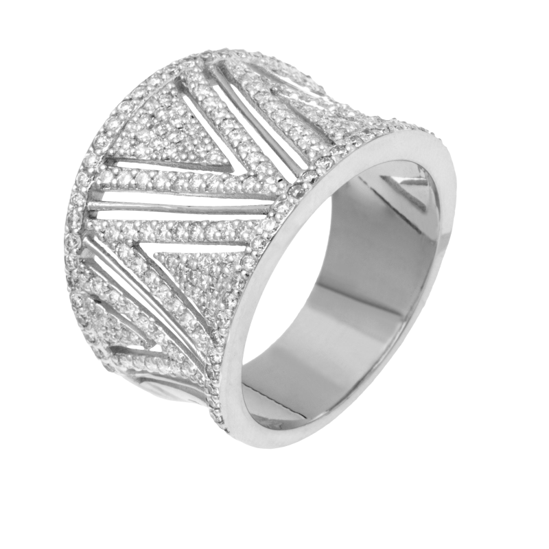 Bague en or gris, motifs triangle diamants