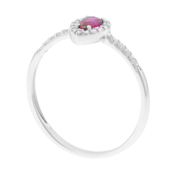 Bague en or gris et oxydes de zirconium