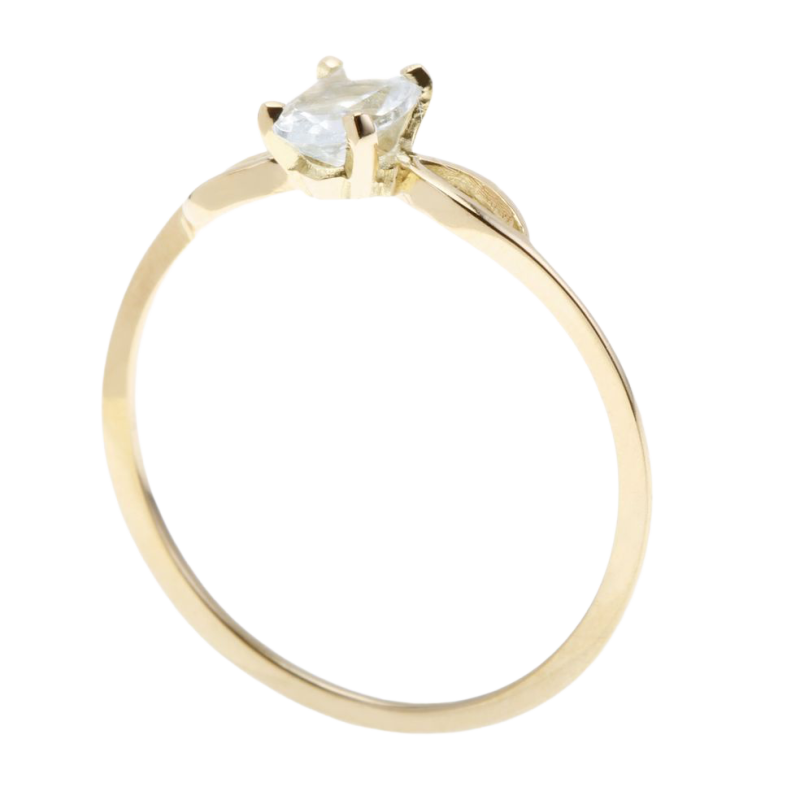 Bague en or jaune, aigue marine