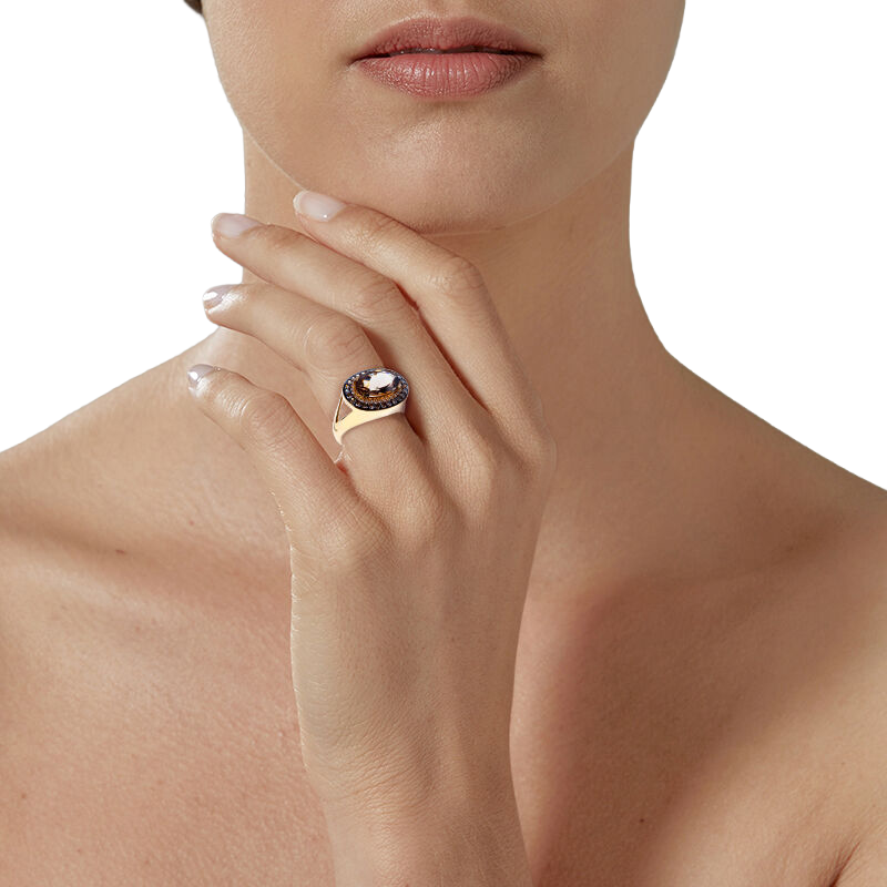 Bague or jaune et rhodié , quartz fumé, diamants blancs et diamants bruns