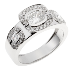 Bague og diamants coussins et brillants
