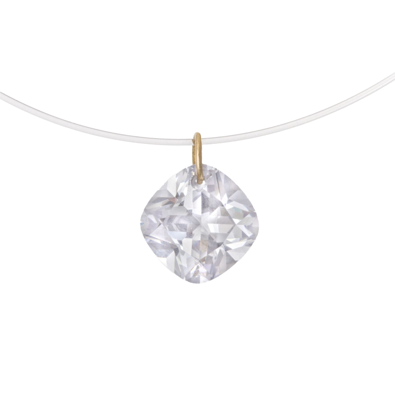 Collier câble en or jaune, oxyde de zirconium coussin