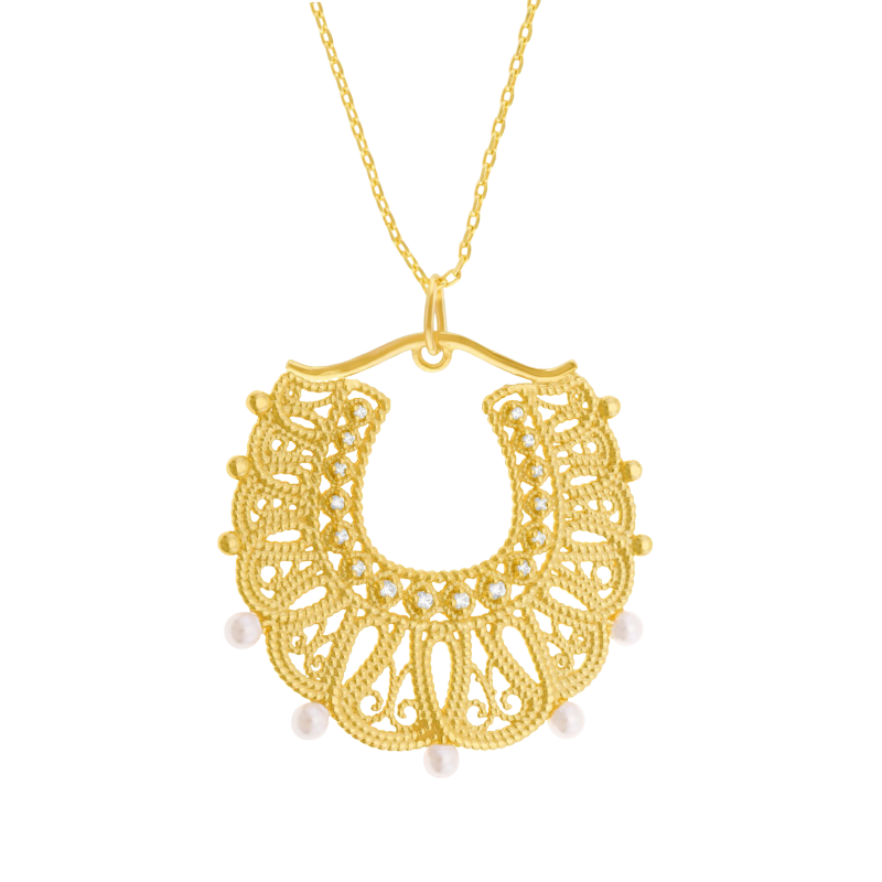 Collier en plaqué or, perles de culture et oxydes de zirconium