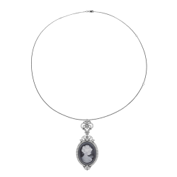 Collier en argent rhodié noir, camée résine et oxydes de zirconium