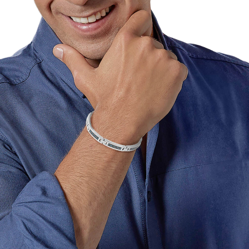 Bracelet en acier et carbone bleu