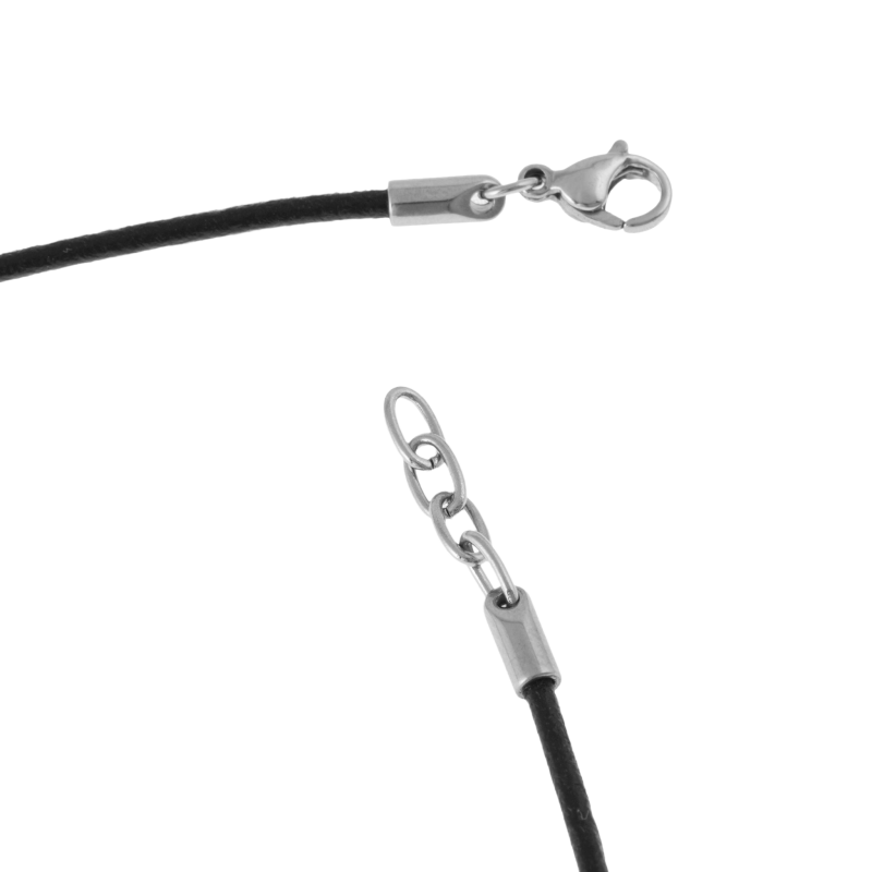 Collier en acier et cordon en cuir
