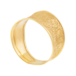 Bague large en or jaune, granitée