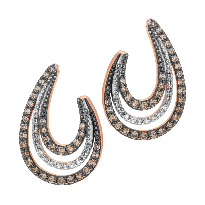 Boucles d'oreilles en or rose et rhodié, diamants blancs et diamants bruns