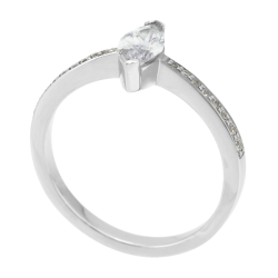 Bague en argent rhodié, oxydes de zirconium